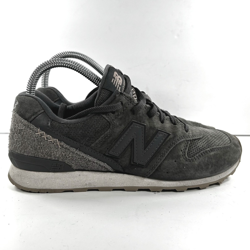 New Balance 696 Womens Charcoal Grey Suede Running Sneakers WL696BY Size 7.5